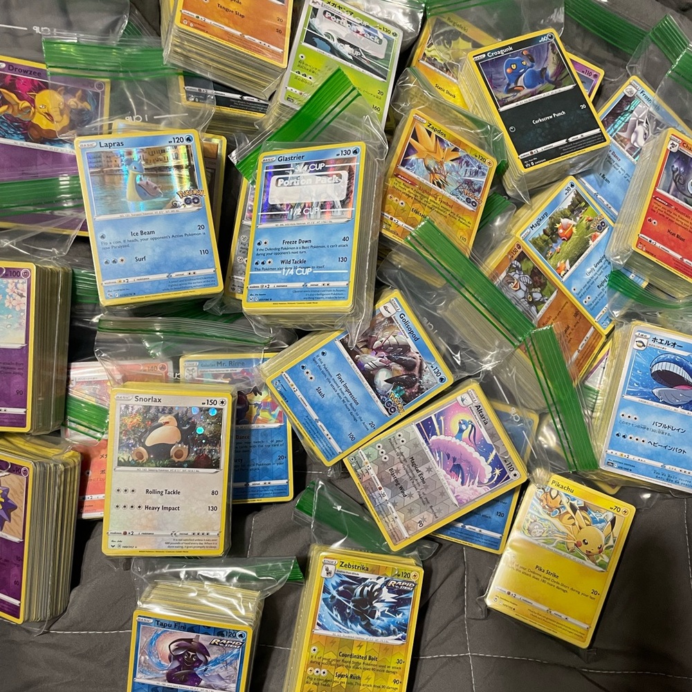 100 Pokémon Packs